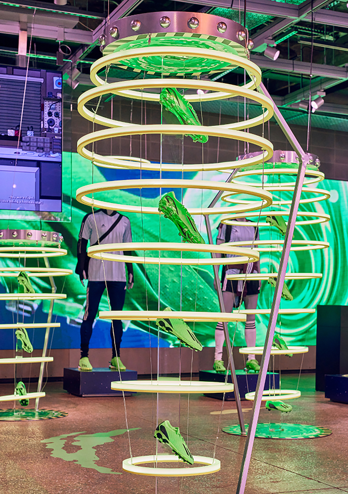tangent_agency_retail_adidas_speed_portal _05.jpg